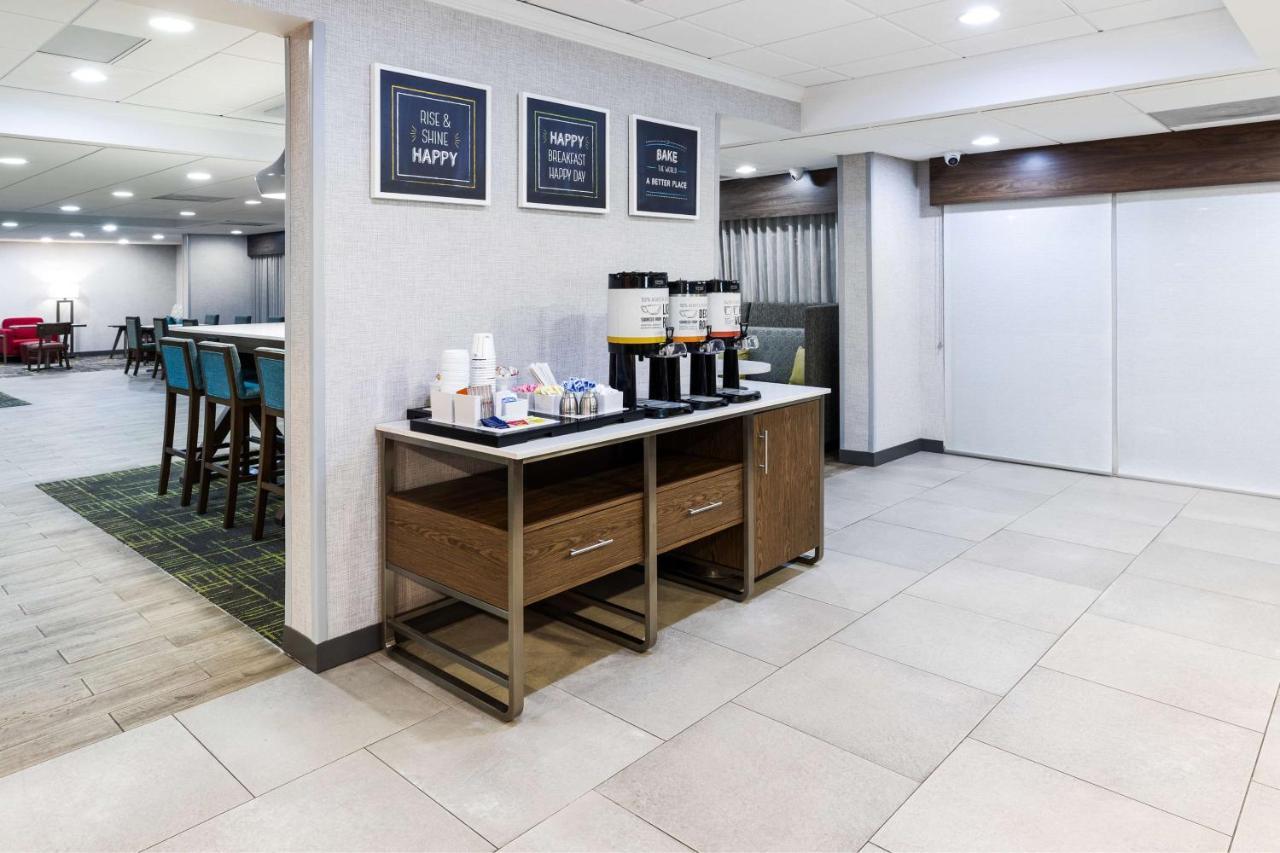Hampton Inn Sulphur Bagian luar foto