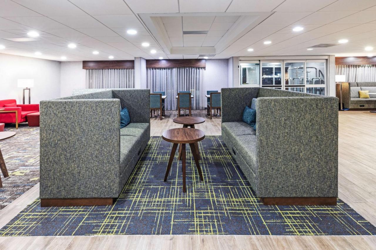 Hampton Inn Sulphur Bagian luar foto