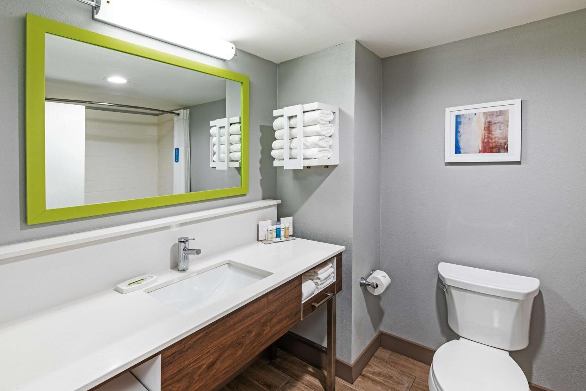Hampton Inn Sulphur Bagian luar foto