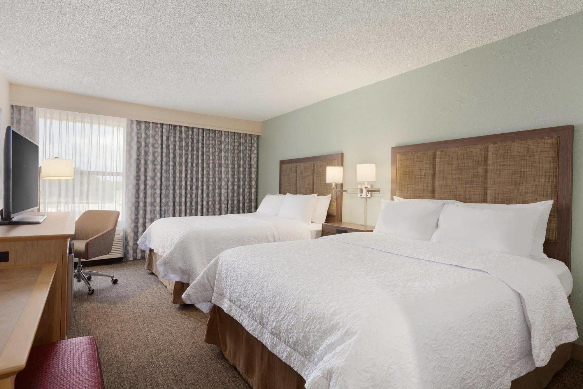 Hampton Inn Sulphur Bagian luar foto
