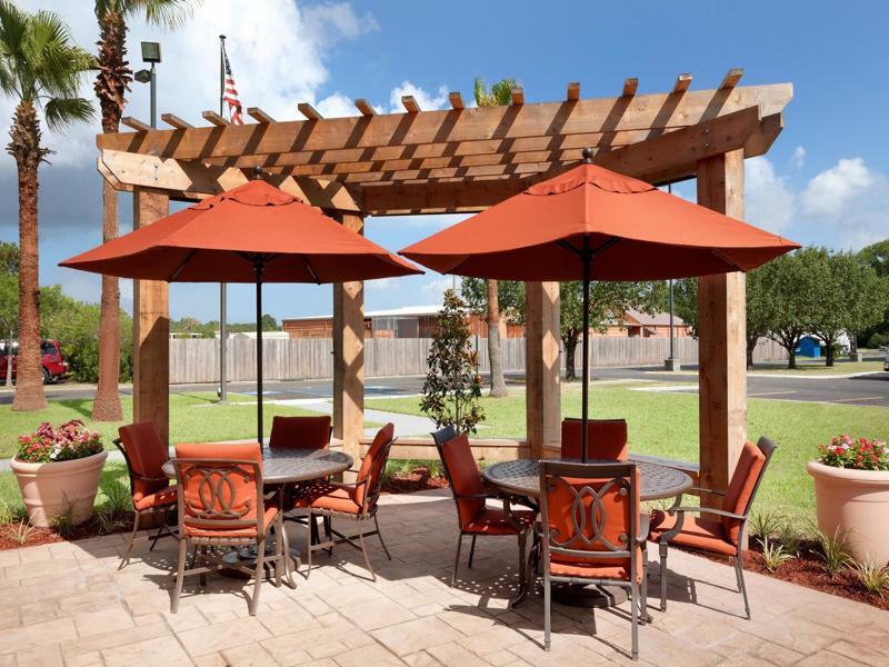 Hampton Inn Sulphur Bagian luar foto